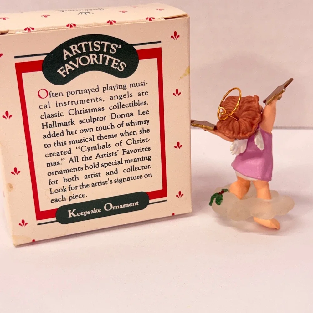 Hallmark keepsake artists